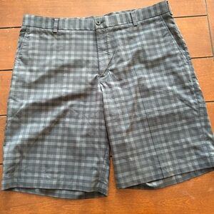 Nike Golf Dri-Fit Mens Shorts Size 38